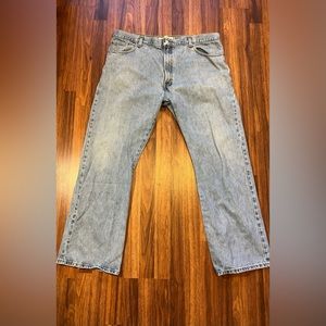 517 Vintage Levi’s Boot Cut W42 L32 denim jeans